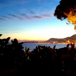 https://a-un-passo-dal-ventimiglia.hotelitalianriviera.com