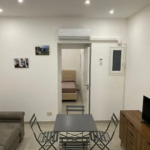 https://marilyn-home.palermohotels.org
