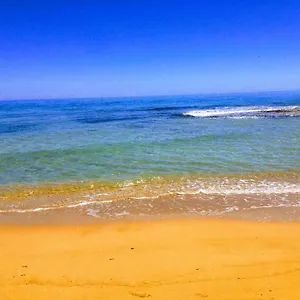 https://lu-ninni.lecce-hotels.com